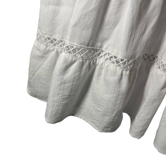 Altar’d State Tiered White flutter sleeve short dress - Picture 6 of 8